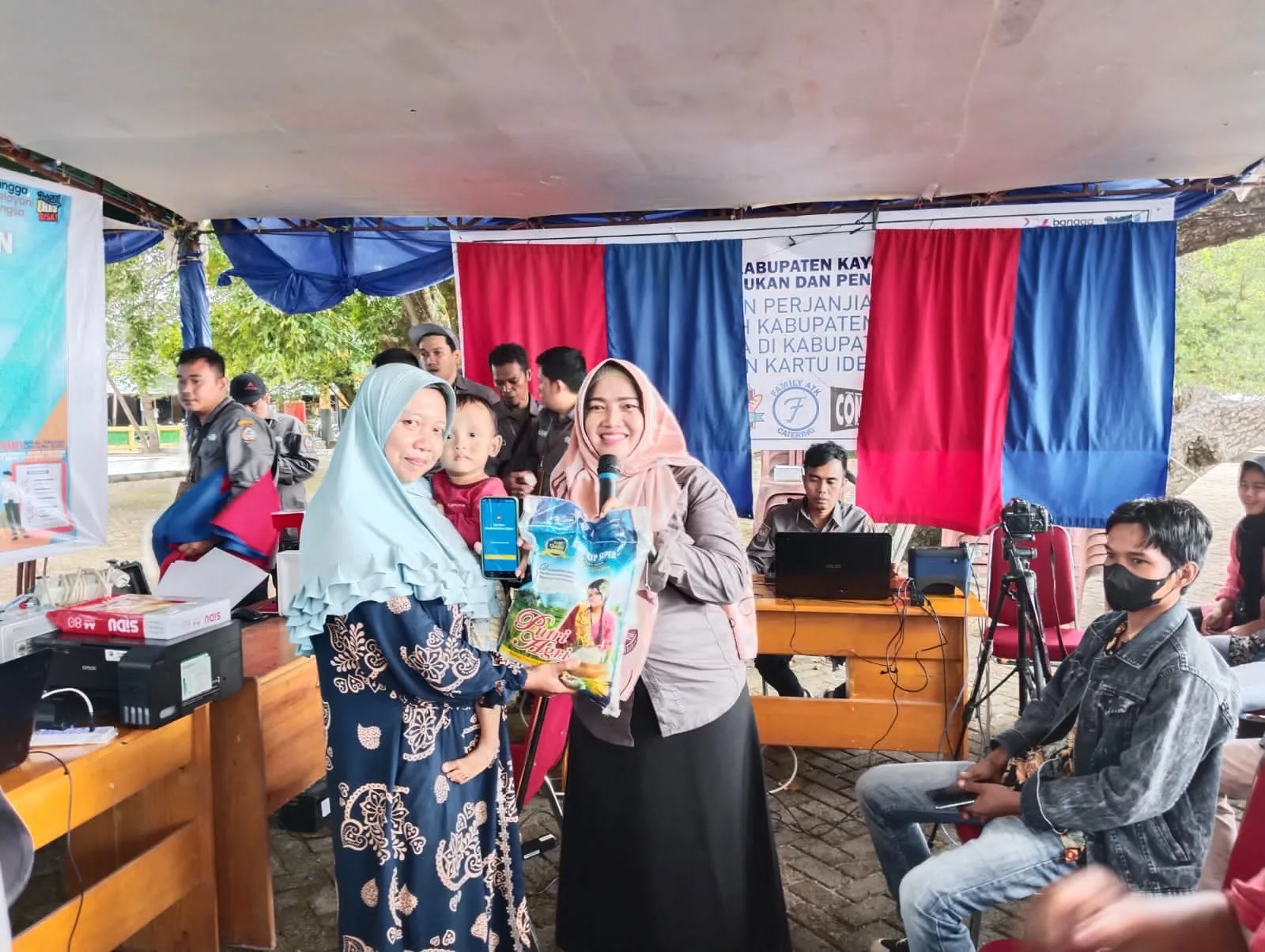 Jebol Pekan Ceria, Jemput Bola Administrasi Kependudukan Cetak KK, Rekam atau Cetak KTP Elektronik, Aktivasi IKD, dan KIA