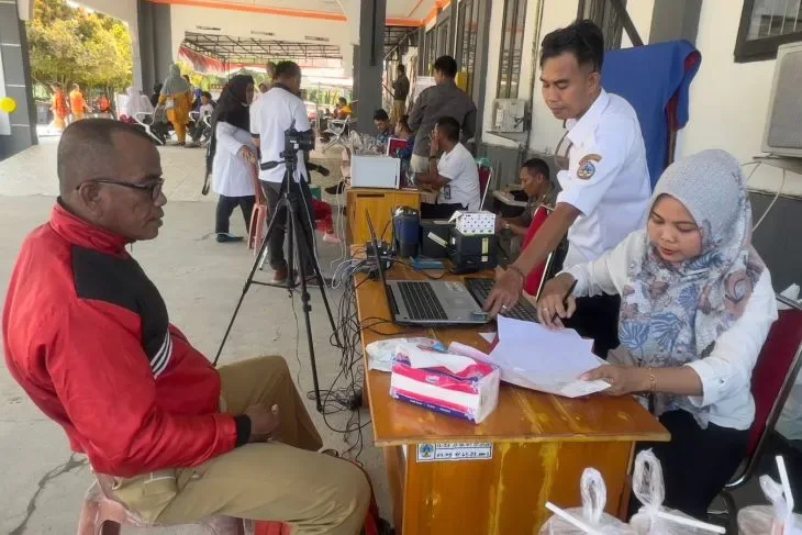 Dukcapil KKU buka layanan selama kegiatan gebyar pendidikan 2023