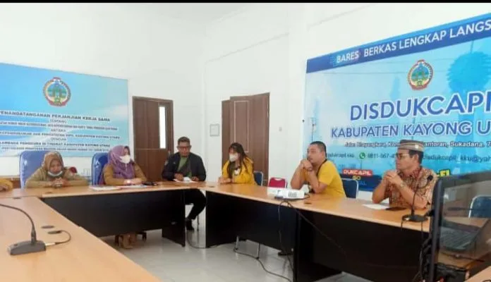 Optimalkan Kepemilikan KIA, Disdukcapil Kayong Utara Gandeng Tempat Wisata Hingga Toko Buku