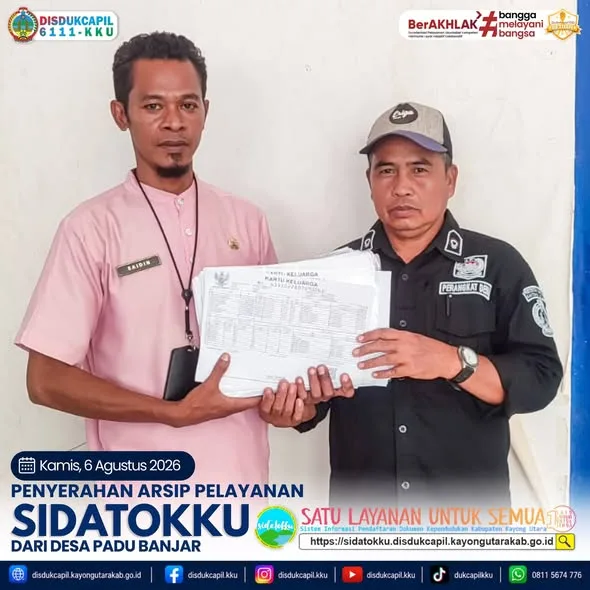 Disdukcapil Kayong Utara Terima Arsip Pelayanan SIDATOKKU dari Desa Padu Banjar