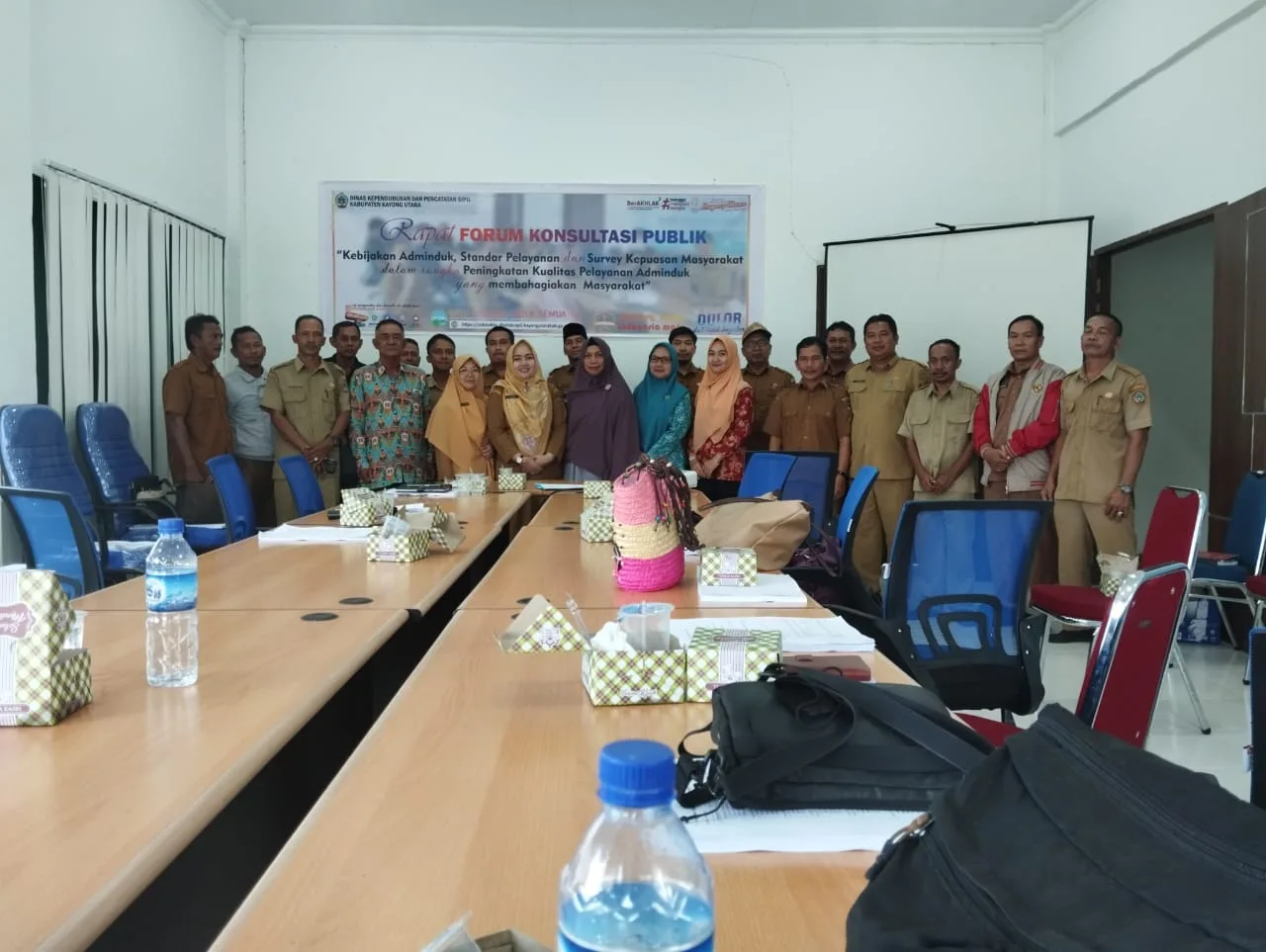 Disdukcapil Kayong Utara adakan Forum Konsultasi Publik (FKP) tentang Kebijakan Administrasi Kependudukan