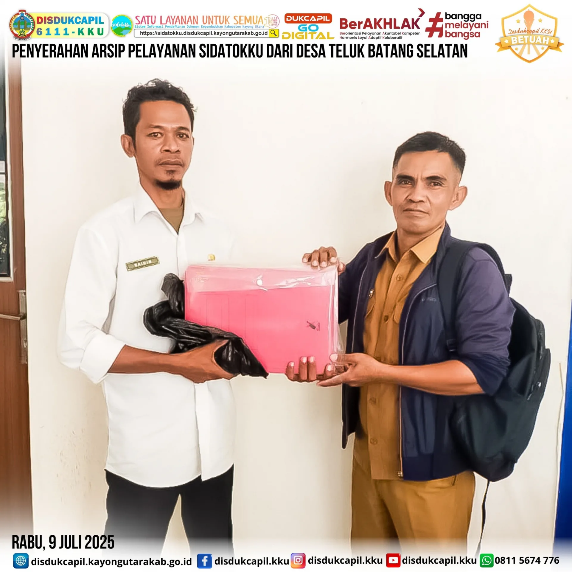 Penyerahan Arsip Pelayanan Sistem Informasi Pendaftaran Dokumen Adminduk Kayong Utara (SIDATOKKU)