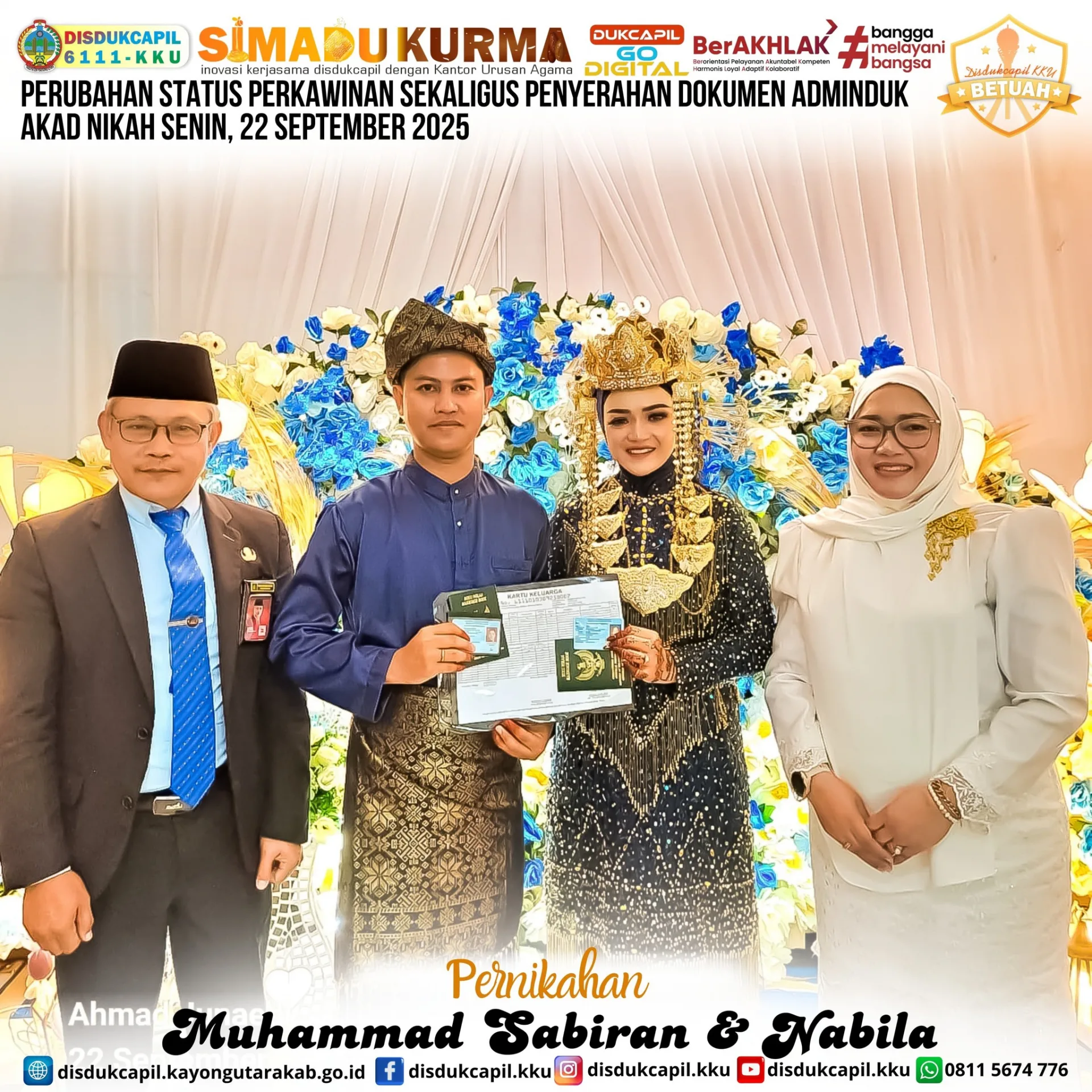 Disdukcapil dan KUA Kayong Utara Serahkan Dokumen Adminduk Pasangan Muhammad Sabiran & Nabila
