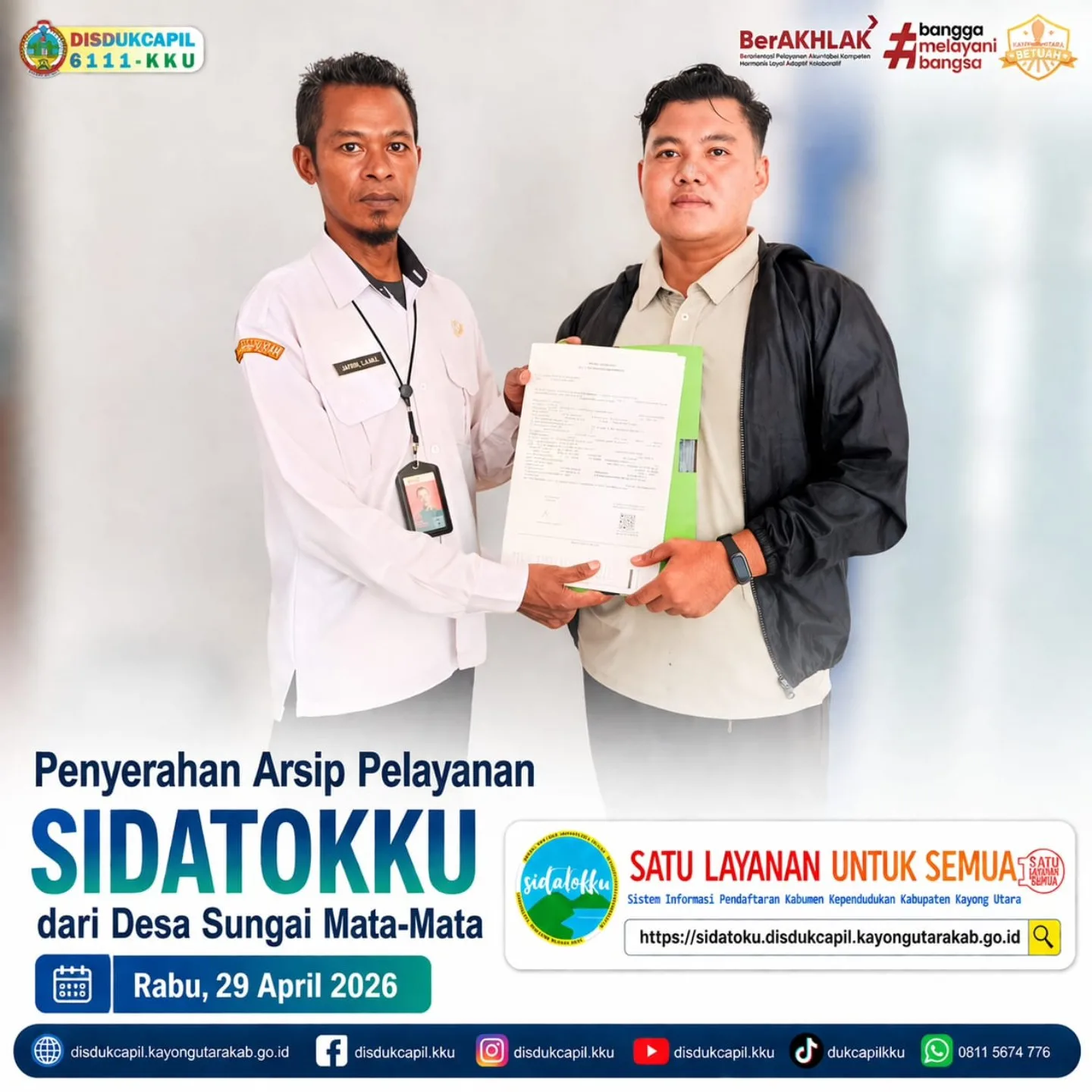 Desa Sungai Mata-Mata Serahkan Arsip SIDATOKKU, Wujud Nyata Sinergi Desa dan Disdukcapil dalam Tertib Administrasi Kependudukan