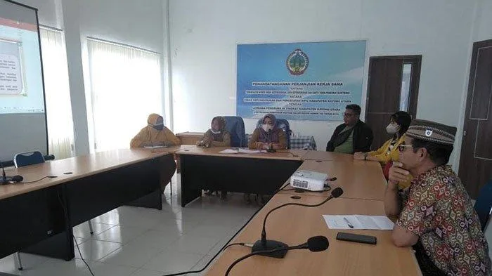 Disdukcapil Kayong Utara Komitmen Laksanakan Percepatan Kepemilikan KIA