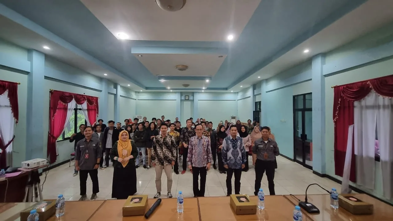 Disdukcapil KKU gelar Kegiatan AKADEMIKKU, Aktivasi Identitas Kependudukan Digital Mahasiswa / Mahasiswi Kayong Utara di Pontianak Kalimantan Barat