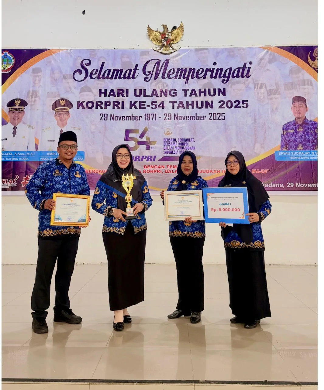 Disdukcapil Kayong Utara Raih Juara Pertama dalam Lomba Inovasi Daerah Tahun 2025 berupa Inovasi SIMADU KURMA