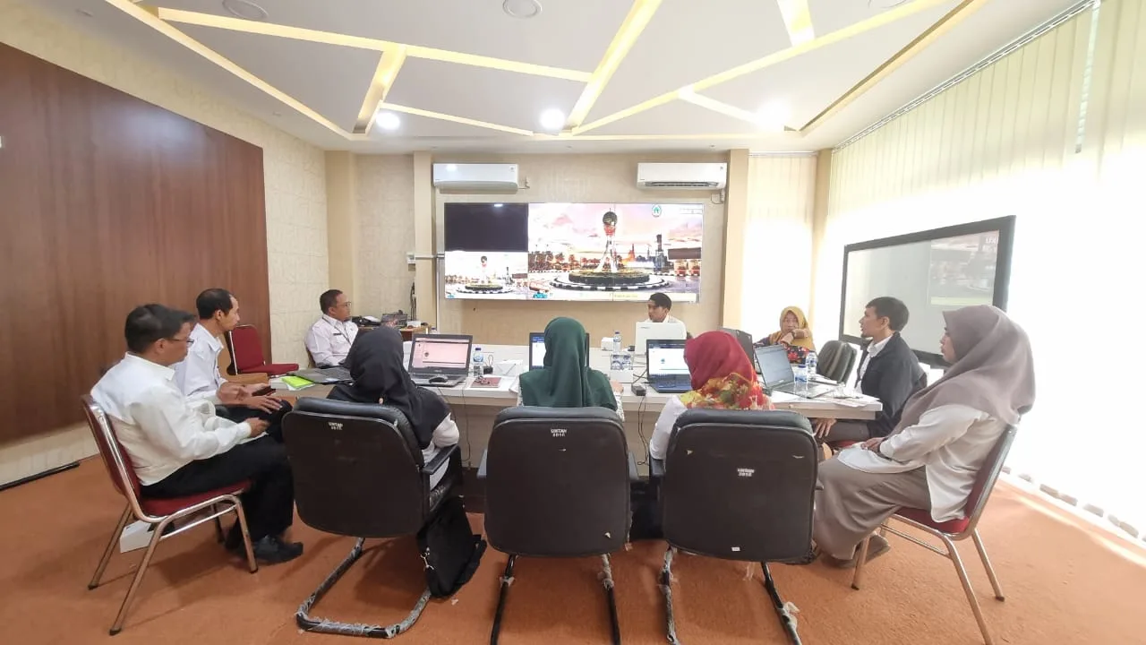 Disdukcapil KKU adakan Bimtek SIDATOKKU bagi Operator Fakultas di Universitas Tanjungpura, guna Mendukung Update Data Pendidikan di Kayong Utara