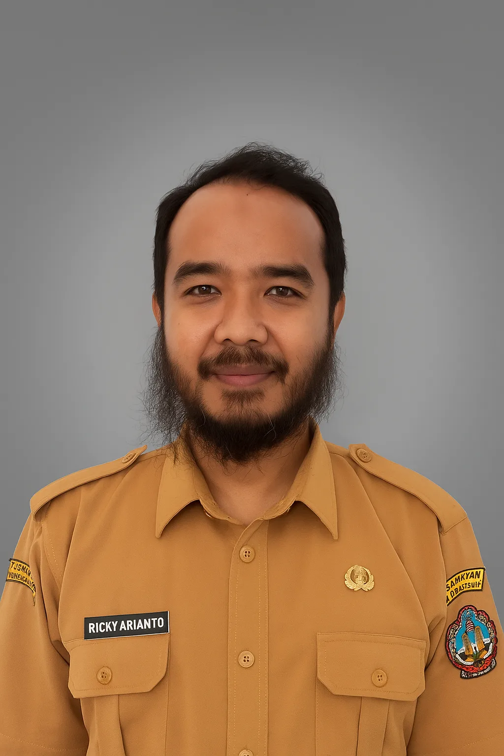 RICKY APRIANTO, S.IP